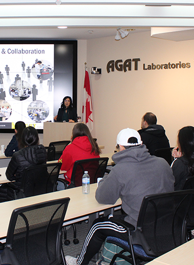 agat-labs-auditorium-session