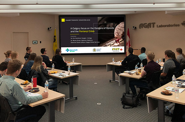 opioids-article-title-in-classroom